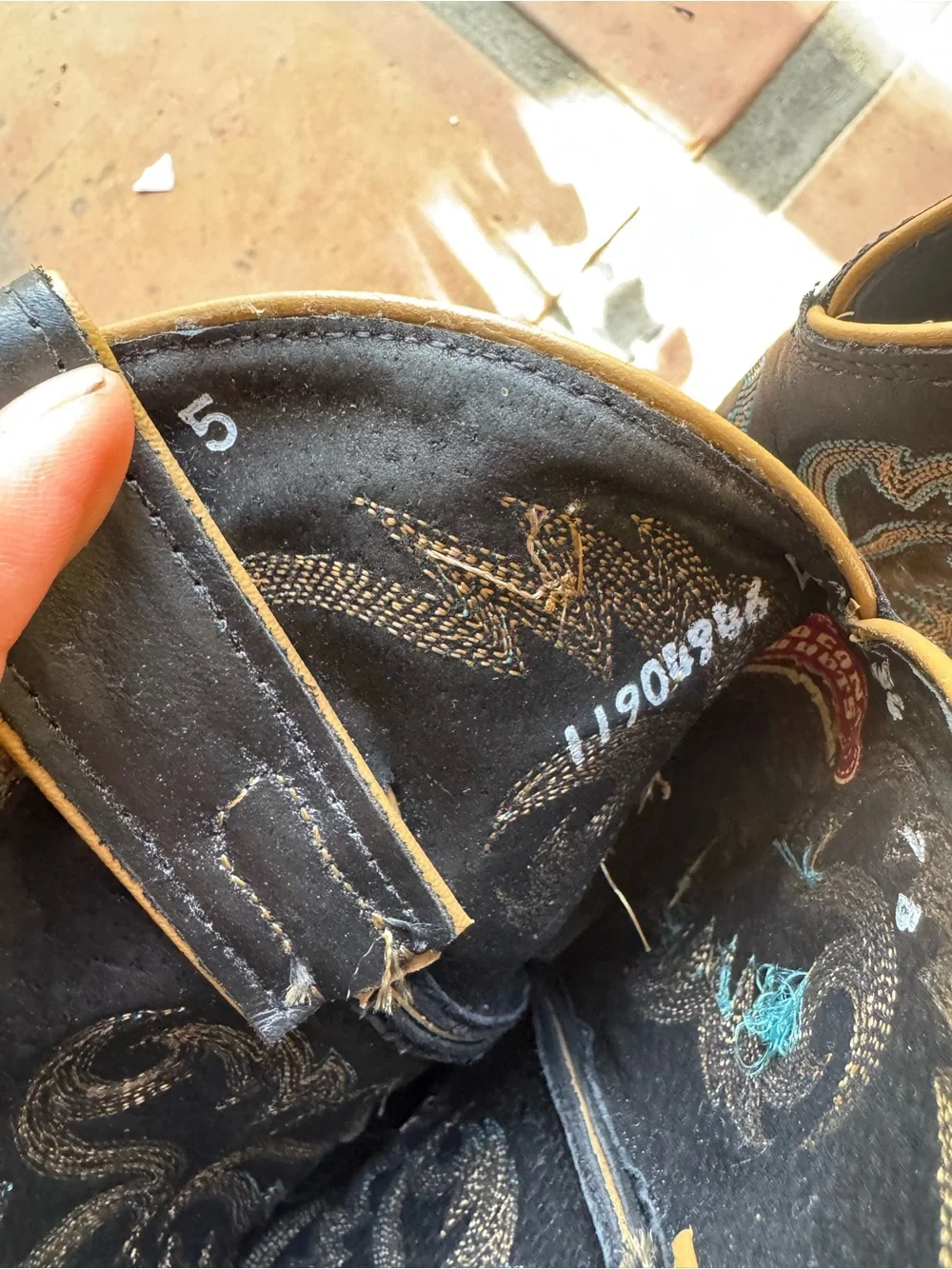 Classic Black Western Cowboy Boots - Men
